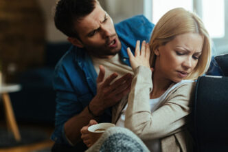 How to Deal with Manipulative People Effectively