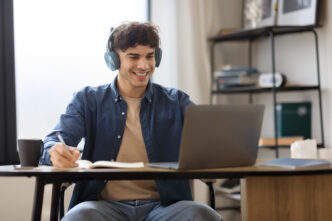 Online Learning Success Strategies